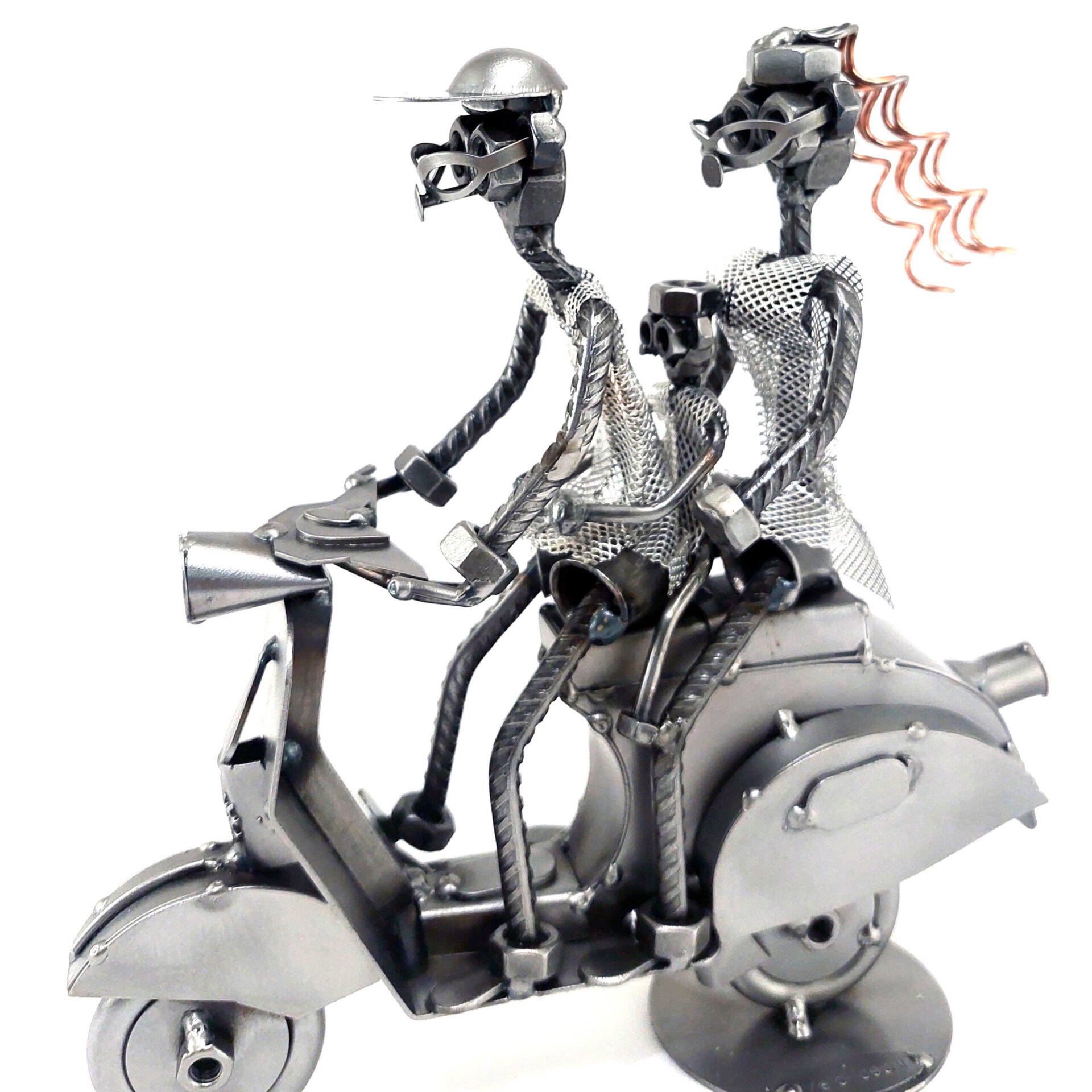 famiglia in vespa con bambino metal idea.it