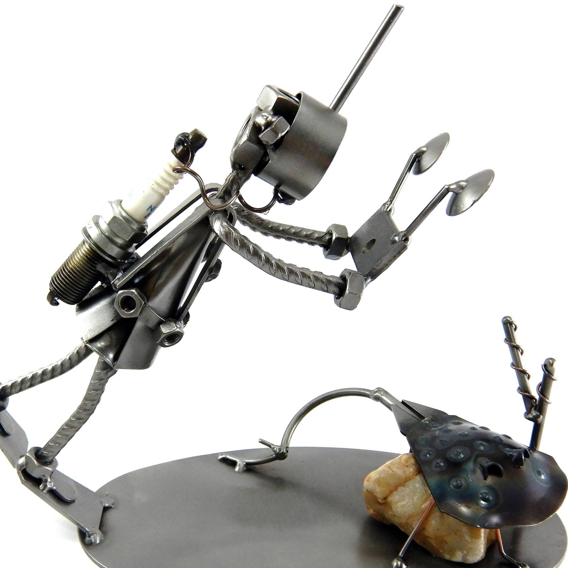 SCULTURA SUB con MACCHINA FOTOGRAFICA sub con fotocamera metal idea.it