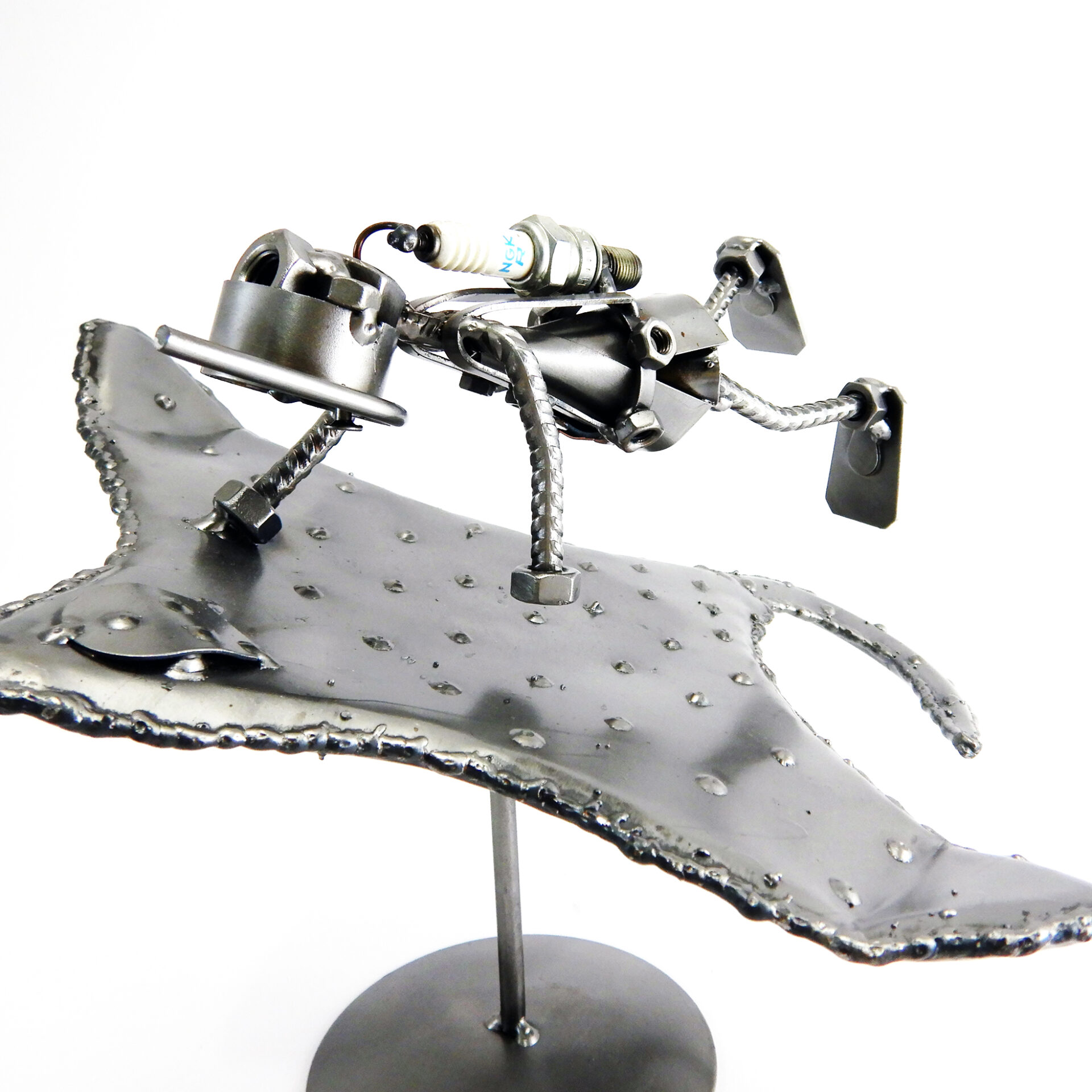 SUB SU MANTA METAL IDEA.IT