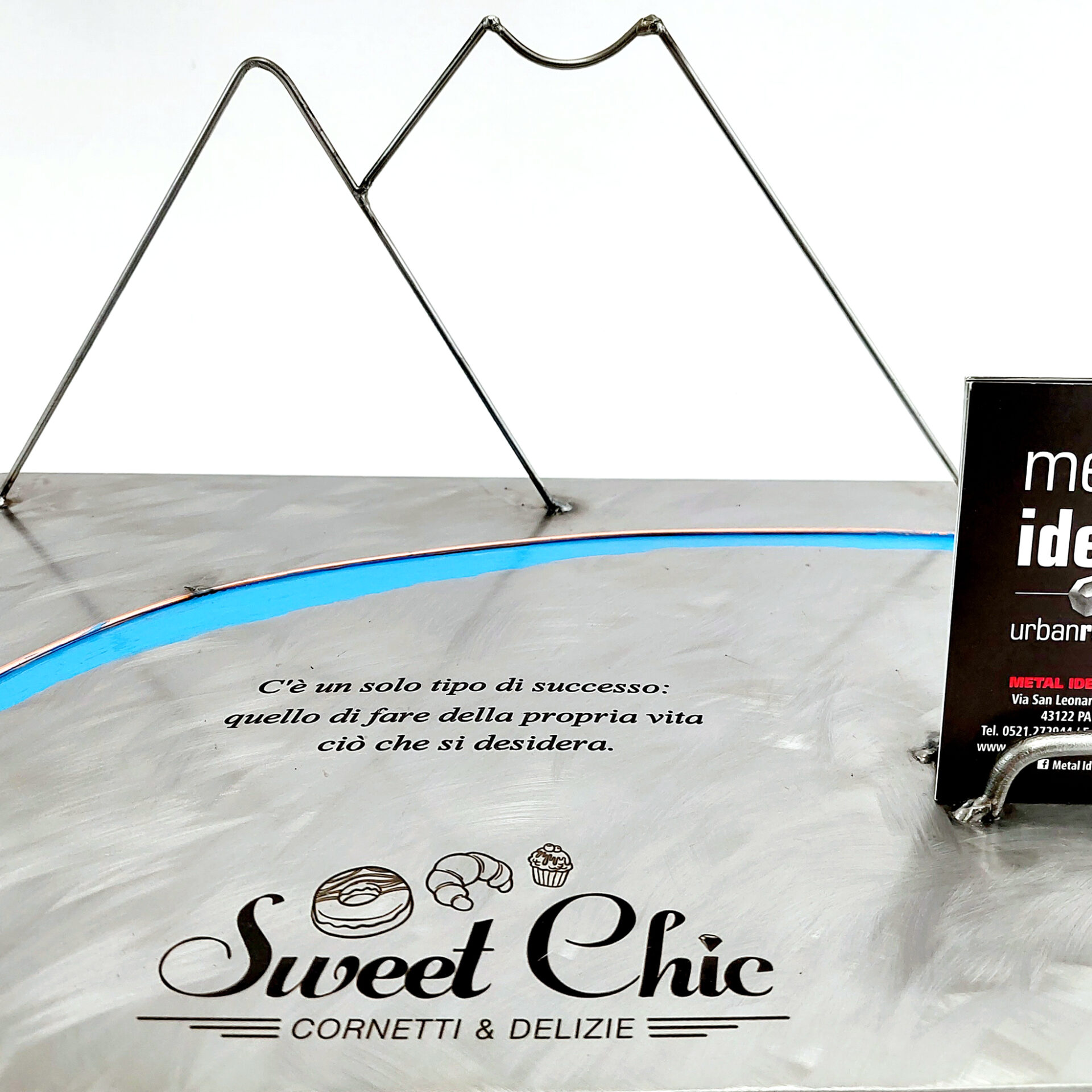 metal-idea-sculture-metallo-cornetteria